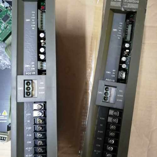 议价三菱电源PD21B塑料壳破损测试完好质保三个月