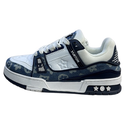 新款厚底增高超好看轻奢板鞋