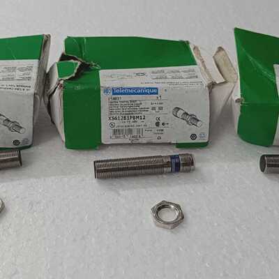 LOT OF 3 TELEMECANIQUE XS612B1PBM12 PROXIMITY SENSOR INDUCTI