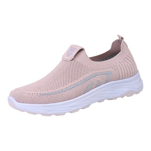 老北京布鞋女款透气网面中老年舒适妈妈鞋防滑软底不累脚平底单鞋