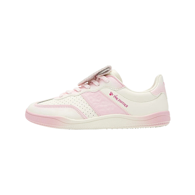 乔丹板鞋女粉红豹联名运动鞋