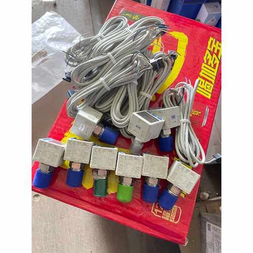 在线议价全新原装进口SMC压力传感器 ISE20C-Y-A2 数显开