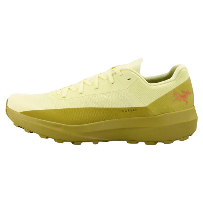 始祖鸟透气轻量舒适耐磨跑鞋