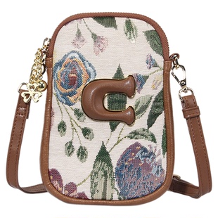 卡秀原创国风真皮斜挎小包2025新款头层牛皮轻便单肩腋下手机女包