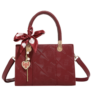 香港代购婚包女红色新娘结婚包喜婆婆婚宴包礼物妈妈款通勤斜挎包