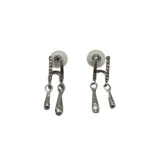 银色几何水滴耳环女2025新款爆款小众设计耳钉时尚气质双耳洞耳饰