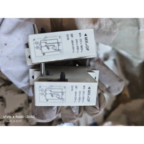 议价可维修MXOF断路器辅助触点全新100个功能正常适合小型