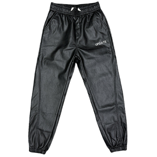 2024秋冬宽松刺绣字母加绒PU防风裤骑手保暖哈伦束脚皮裤男款潮流