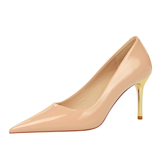 裸色高跟鞋8cm金属跟细跟大码脚宽胖通勤浅口尖头亮面漆皮单鞋女