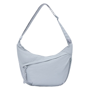 热风包包2025年春季新款女士休闲运动轻便斜挎包帆布包半月饺子包