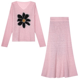 落落狷介早秋穿搭套装2025粉色毛衣套装裙女小个子一整套针织上衣