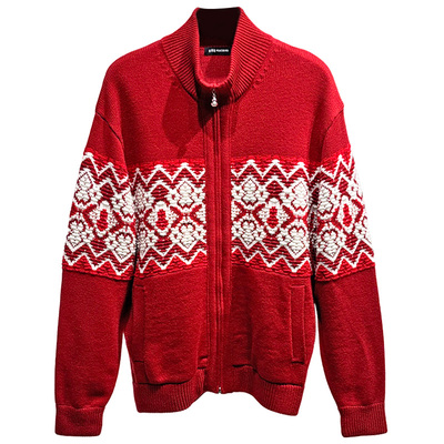 太平鸟时尚刺绣立领毛开衫