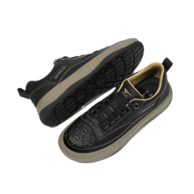 七匹狼秋季新款运动百搭休闲板鞋