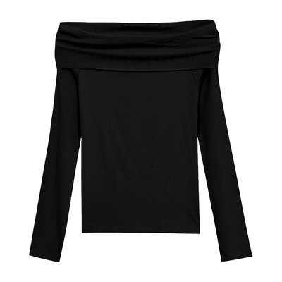 纯欲风黑色一字肩上衣女春秋大码胖MM内搭露肩毛衣显瘦针织打底衫