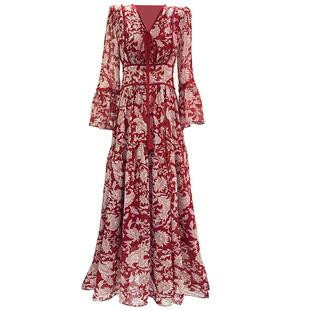 名族度假风气质红色真丝碎花连衣裙女2025夏季法式小众大摆长裙子