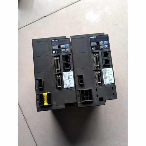 询价下单富士1000w伺服驱动器，RYC102C3-VVT2