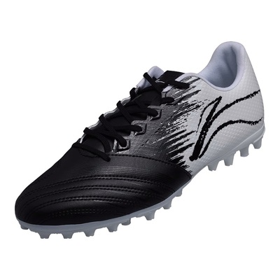 李宁mg短钉足球鞋适应国内场地