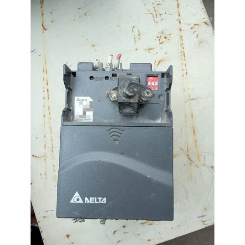 议价台达变频器VFD015E43A