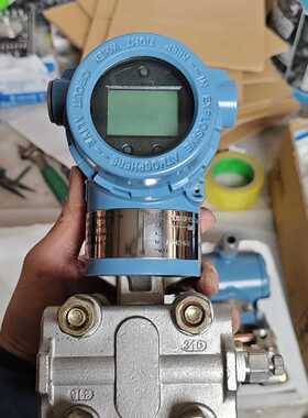 溢价-变送器3051GP8S22M4B3D，新的没用过，带两个破旧