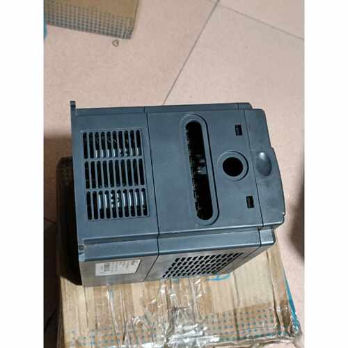 议价亚太通用矢量变频器1.5KW380VYT800系列图片维修