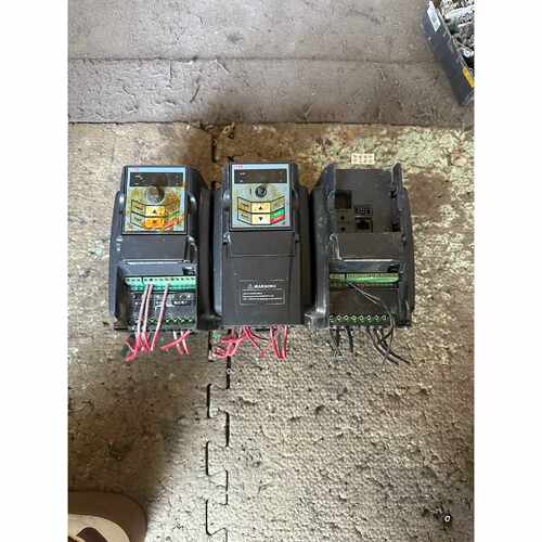 询价三晶变频器2.2KW ATV13-4T2R2GH ，