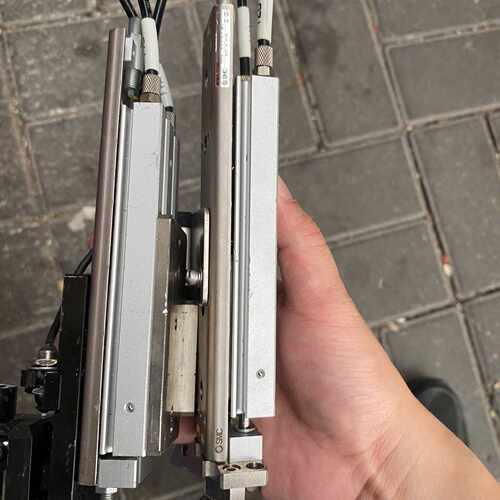 溢价-（3.31）滑台气缸MXQ8A-75ZA3  两个