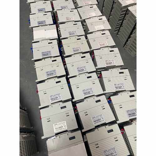 在线议价信捷PLC XD5-60T10-E 功能包好，成色漂亮，长期