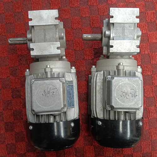 SSN40-1UVAR-063C22减速电机，成色及