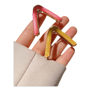 韩国V型发夹三角形小抓夹发饰高马尾固定神器防塌防下垂爪夹发卡