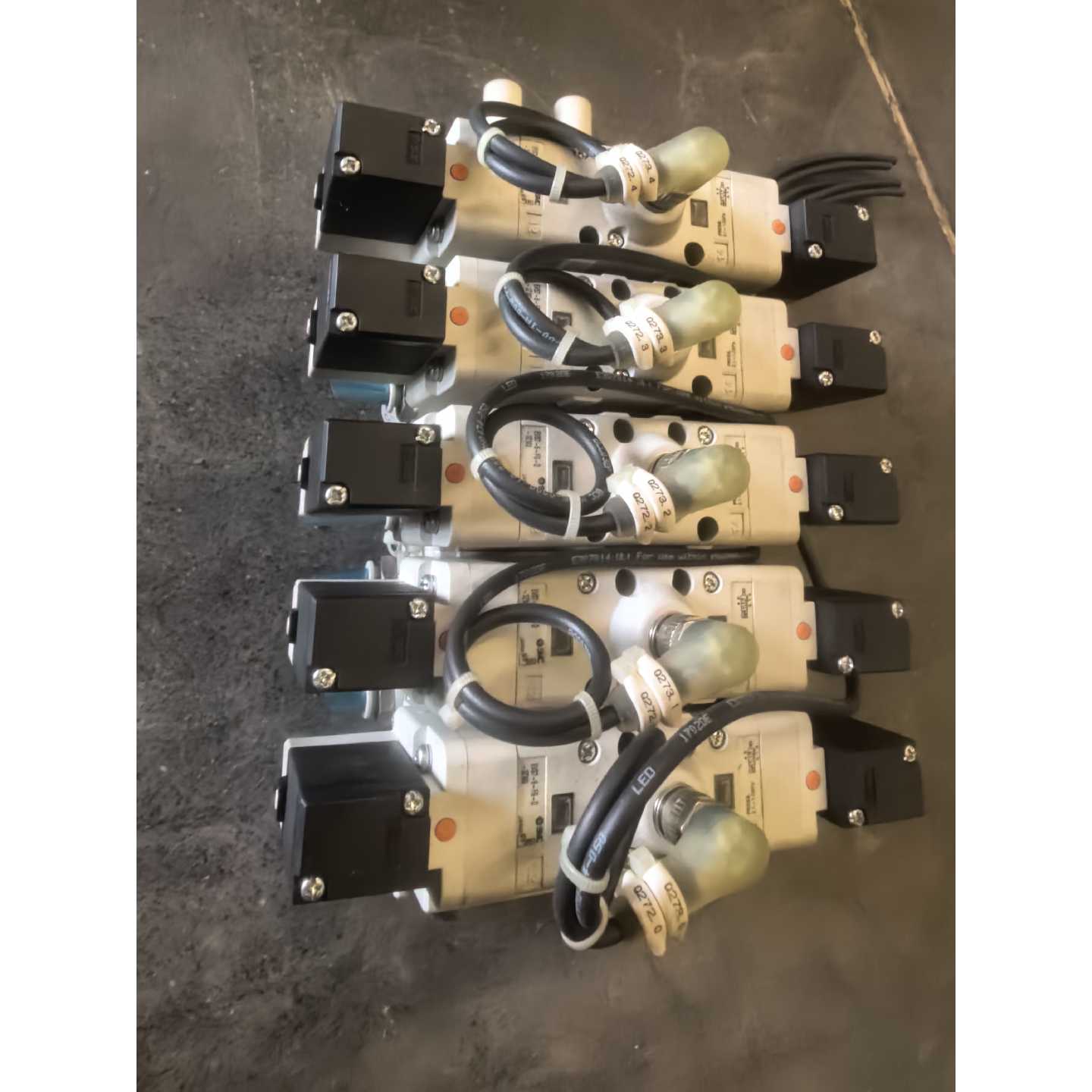 议价可维修SMC电磁阀组EVS76FGD3ZM0