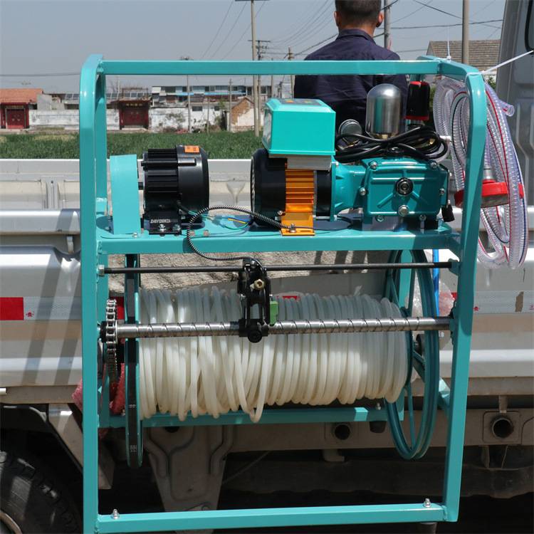 精德双电机打药机 遥控300米电动卷管机 三轮车悬挂式喷雾机