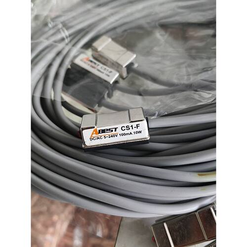 在线议价磁力接近开关，全新CS1-F，DC/AC 5-240V 10