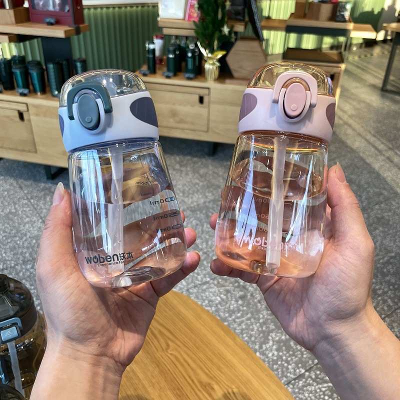 男女学生运动手提便携吸管塑料儿童简约可爱摔宝宝耐夏天水杯子杯