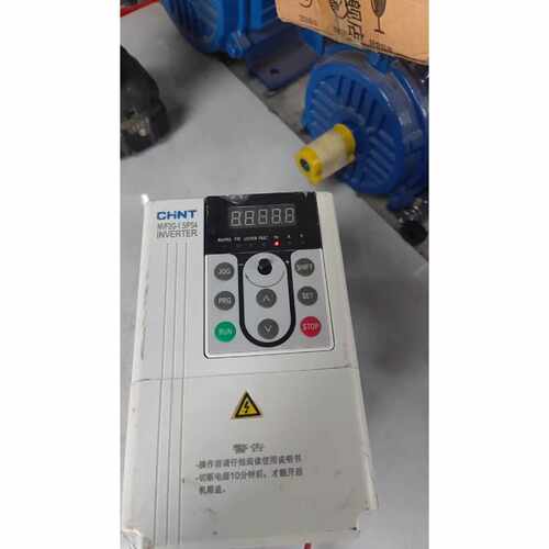 询价下单正泰变频器1.5KW，NVF2G-1.5/PS4，成色如图，