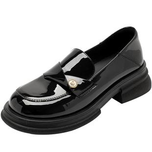 达芙妮黑色小皮鞋女单鞋2025新款通勤秋冬加绒英伦风平底jk乐福鞋