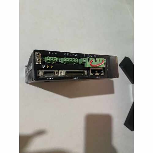 询价东菱伺服驱动器EPS-B1-OD40AA-0000 成色如图