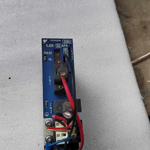 溢价-安川SJDE-02APA驱动器200w
