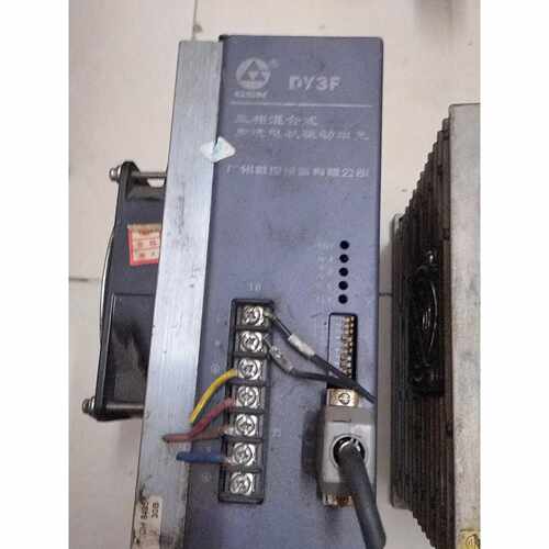 在线议价广州数控 DY3F V1.4 三相混合式步进电机驱动单，拆