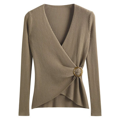 秋冬不规则v领上衣针织打底衫女大码胖MM设计感小众内搭长袖毛衣