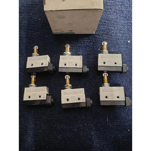 【请询价】6个D4MC5020行程限位开关标价单价