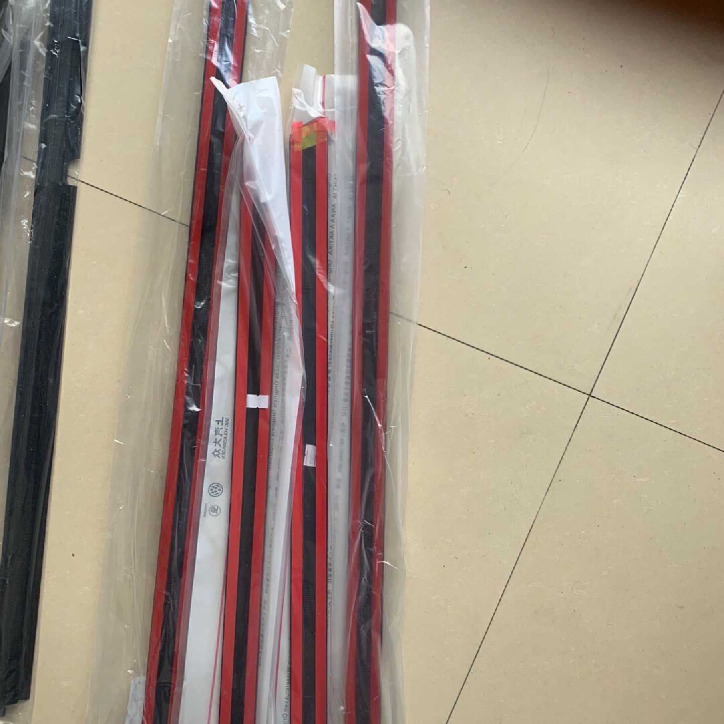 议价--大众桑塔纳普桑06款景畅原厂车门饰条！_带标带号带包装，