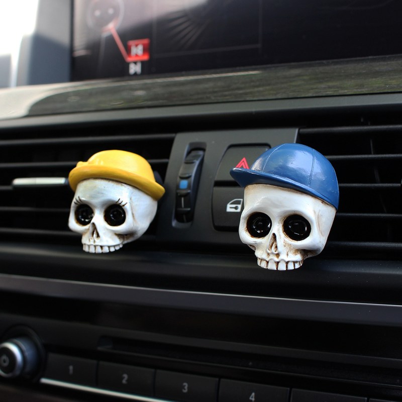 跨境帽子骷髅头香薰夹挂件车载摆件树脂夹子装饰品汽车出风口香片