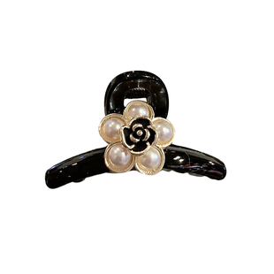 3.28韩国东大门baket优雅珍珠花朵小抓夹