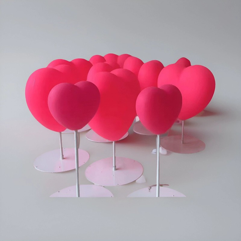 发光爱心灯户外防水草坪装饰灯广场互动道具网红商场街道景观灯