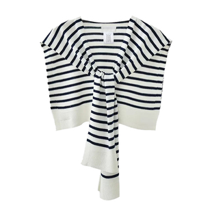 针织披肩女外搭2025新款春夏薄羊毛条纹空调房护颈小坎肩网红衬衫