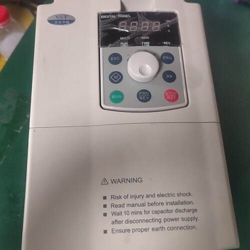 询E5-H-4T5.5G 5.5KW 380V 外观漂亮 九五