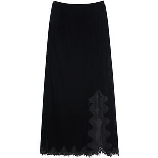 COCOBELLA优雅气质蕾丝拼接丝绒半身裙秋冬开叉垂坠小黑裙HS3097