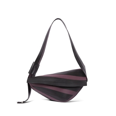 情侣款大容量健身超宽肩带腋下包