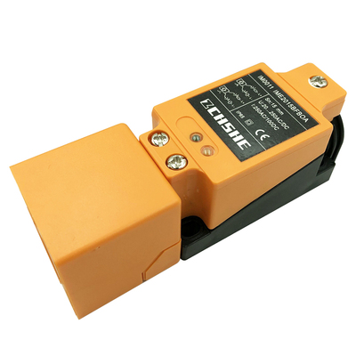 ZCHSHE方形IM0011电感式接近开关