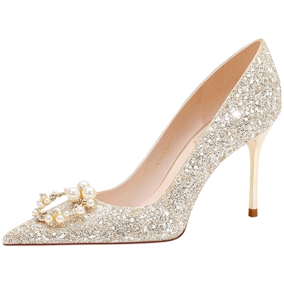 爱丽拉婚鞋禾秀主婚纱两穿